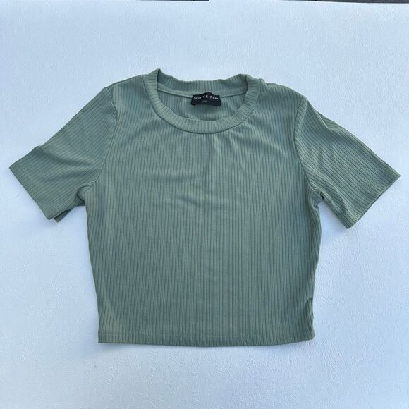 White Fox Ribbed Short Sleeve Top Green XS Casual Basic Tee - Picture 1 of 5